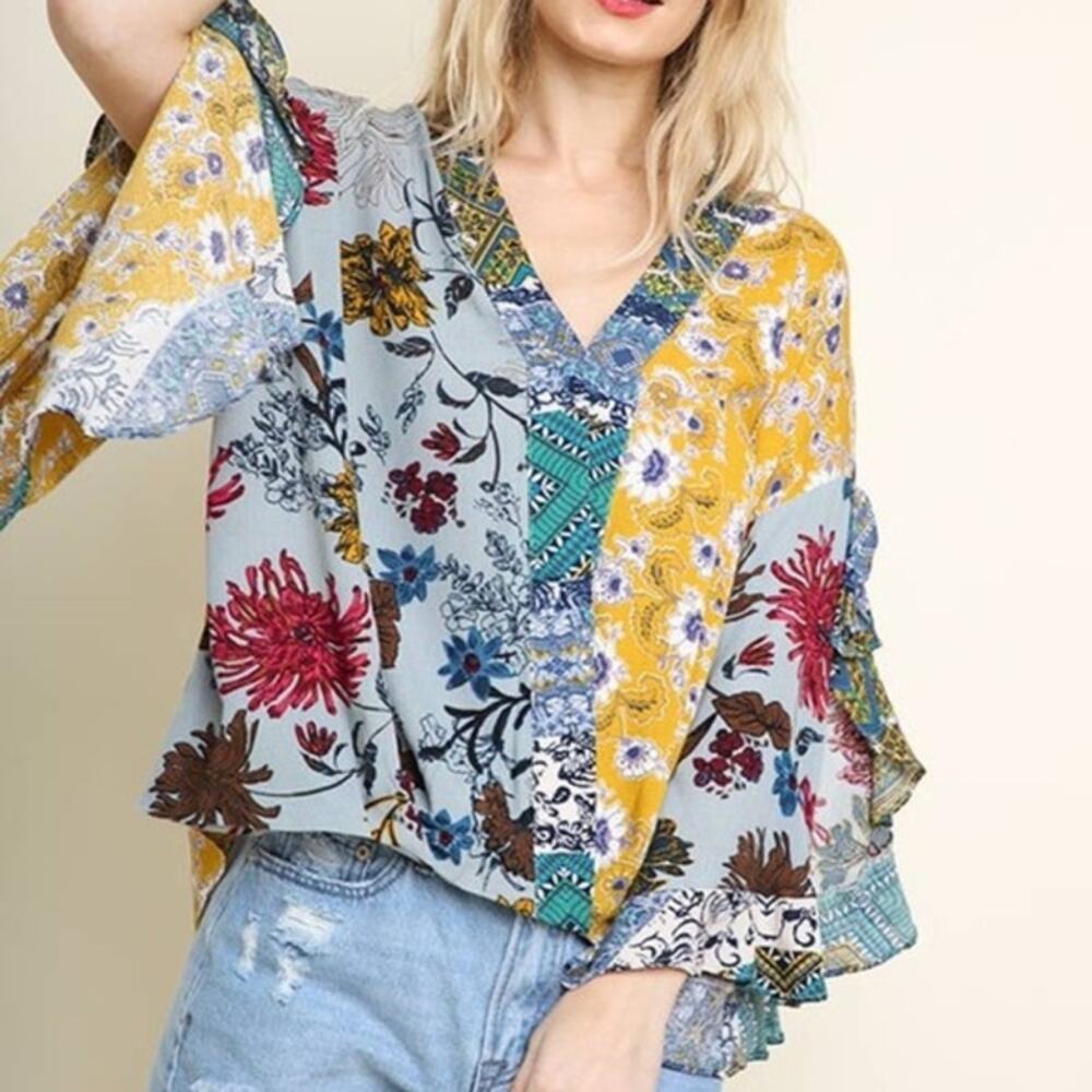 Umgee Patchwork Surplice Top Womens Small Mixed P… - image 1